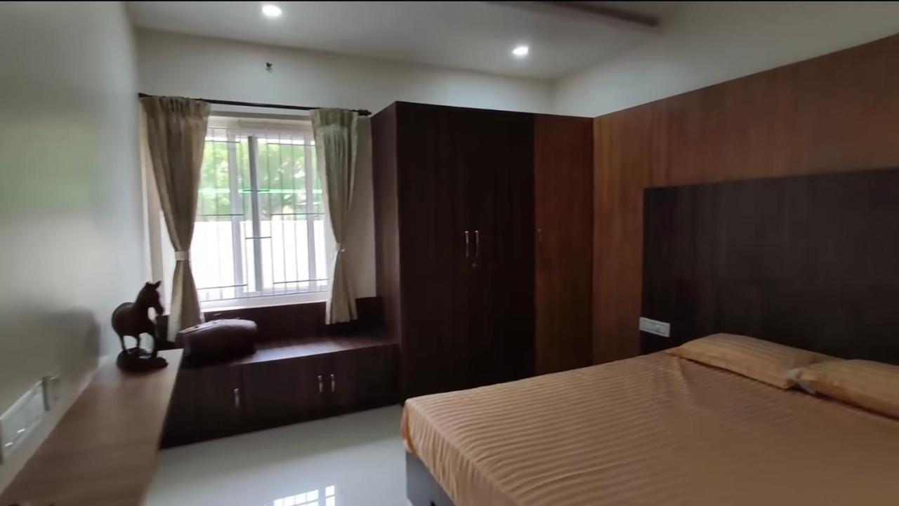 Hotel Gsr Residency Kanchipuram Esterno foto